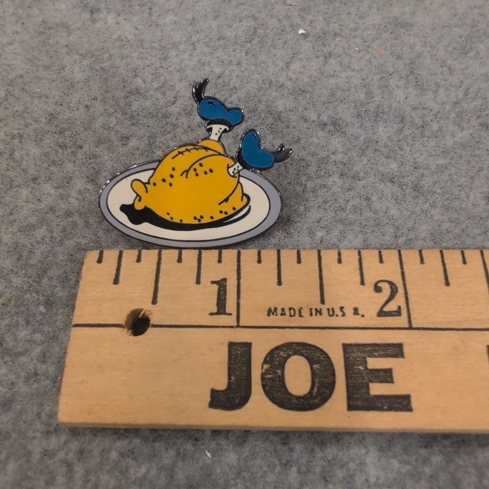 Disney PinPros Thanksgiving Roasted Turkey Enamel Lapel Pin Yellow Blue Hat Pin - Picture 2 of 4